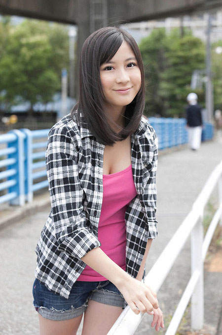 小野惠令奈 水手服底下藏不住的隐乳 Facebook-第24张