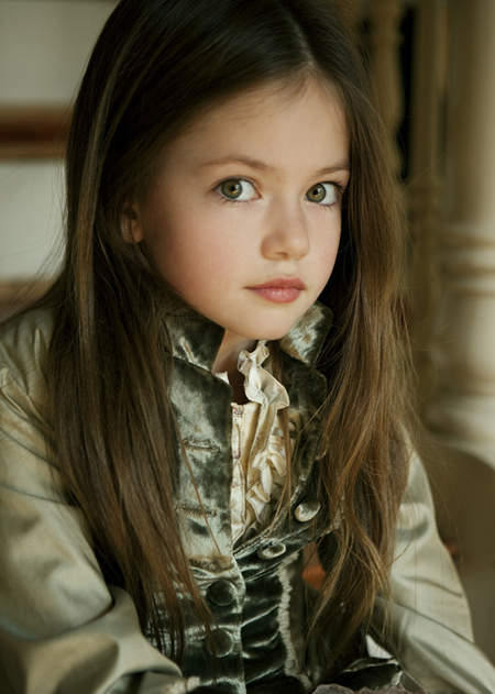 吸血鬼等级的超可爱萝莉《Mackenzie Foy》 网红资讯-第12张