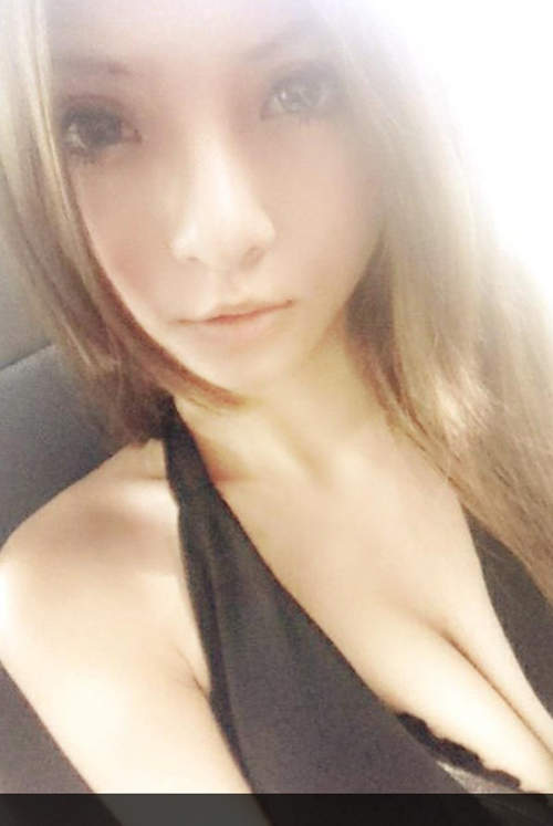 奶精妹　李玟儒　22吋小蛮腰的漂亮模特儿 Facebook-第8张