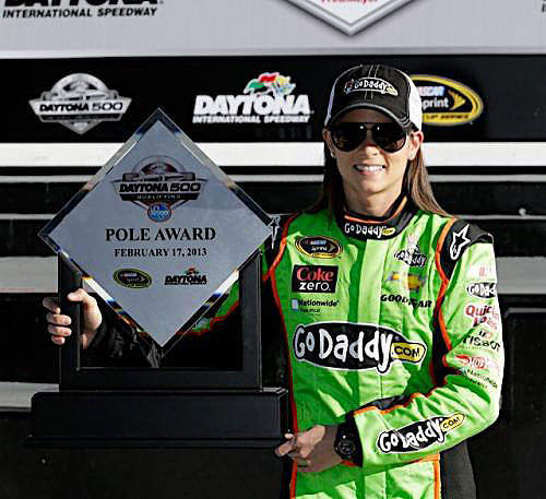 性感赛车手《Danica Patrick》火辣的可不只有身材～ Facebook-第13张