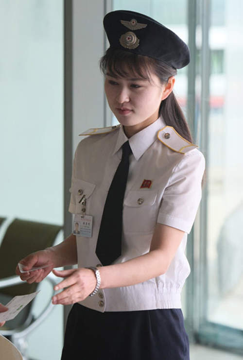 越捷航空比基尼妹 NgocTrinh在飞机上性感拍写真 Facebook-第16张