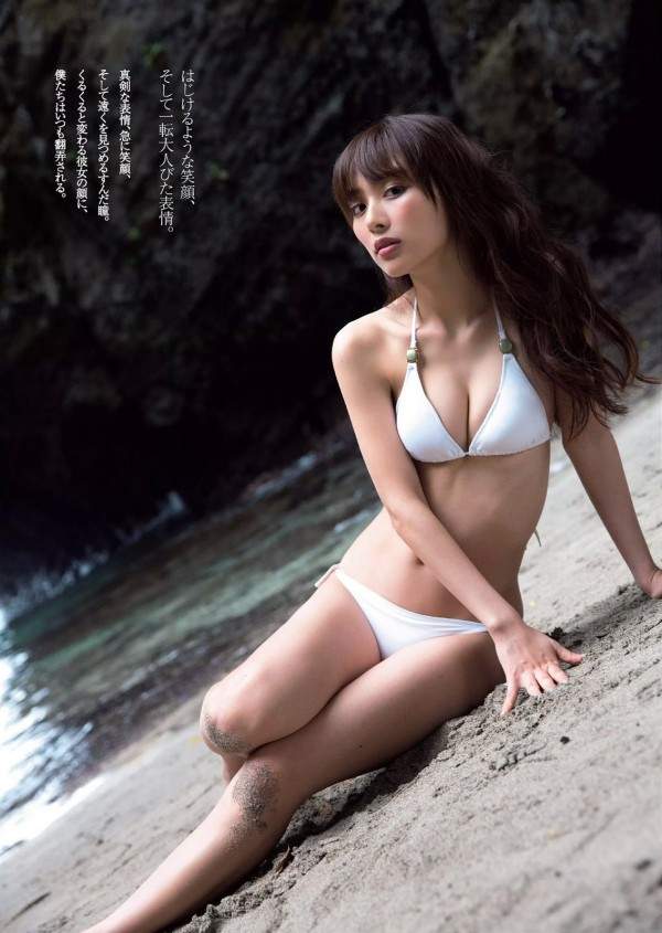 《内田理央 x 逢泽莉娜》特摄美女的泳装写真特辑 网红资讯-第13张