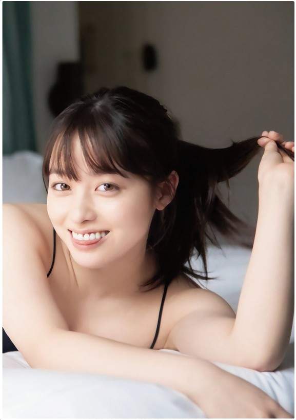 千年一遇美少女《桥本环奈》写真集「NATUREL」天使20岁生日的最佳纪念 网红资讯-第18张