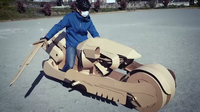 達人手做《最終幻想7 芬里爾摩托車》用硬紙板製作克勞德的帥氣愛車 | 葉羊報報
