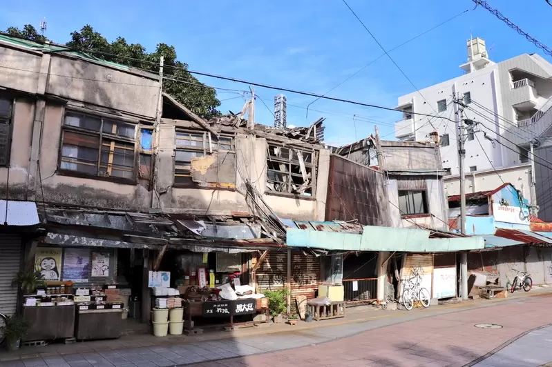 《日本宮崎廢墟商店街》看起來超破爛卻還在正常營業 成了廢墟探險家們的話題景點 | 葉羊報報