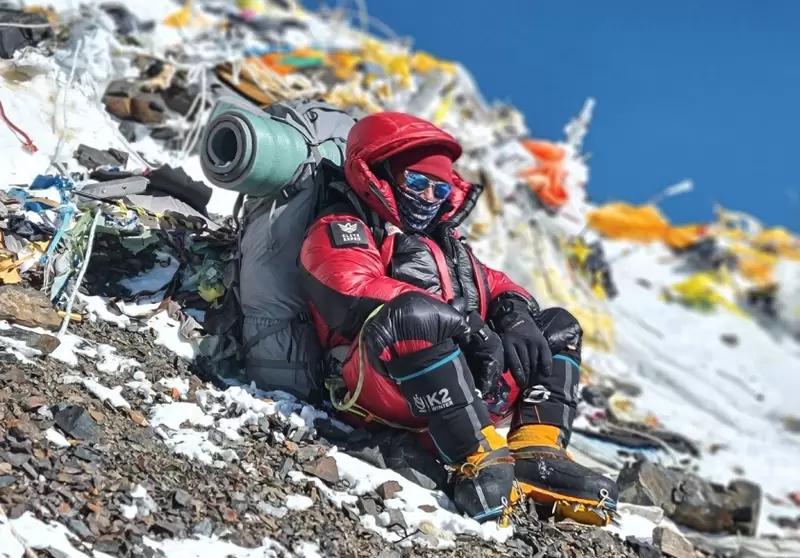 《喜馬拉雅山變垃圾山》登山客上山不帶走，這些東西留在上面是想封存雪山證明人類的存在嗎？ | 葉羊報報