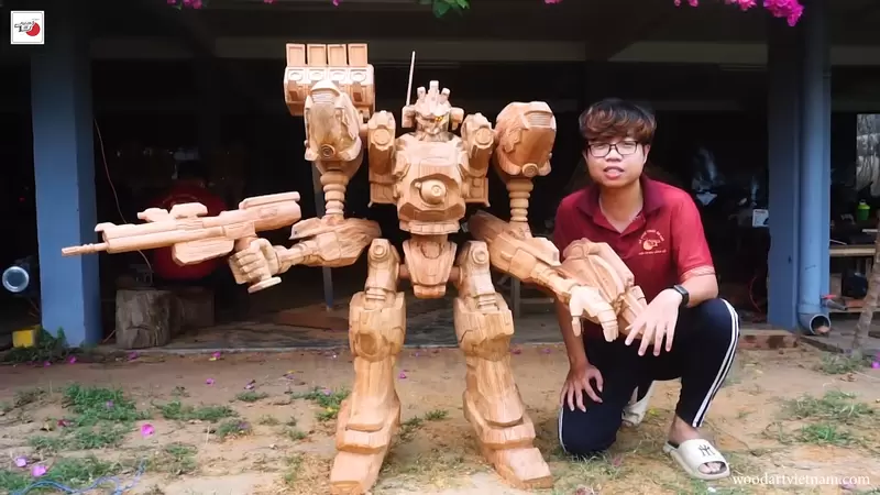 越南木雕職人製作《機戰傭兵VI》從原木狀態打造機器人，還原象徵性「AC」人形兵器 | 葉羊報報