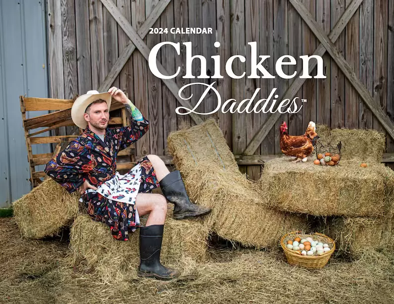 2024年搞怪月曆《老爹與雞》本寫真攝影過程沒有一隻雞受到傷害 | 葉羊報報