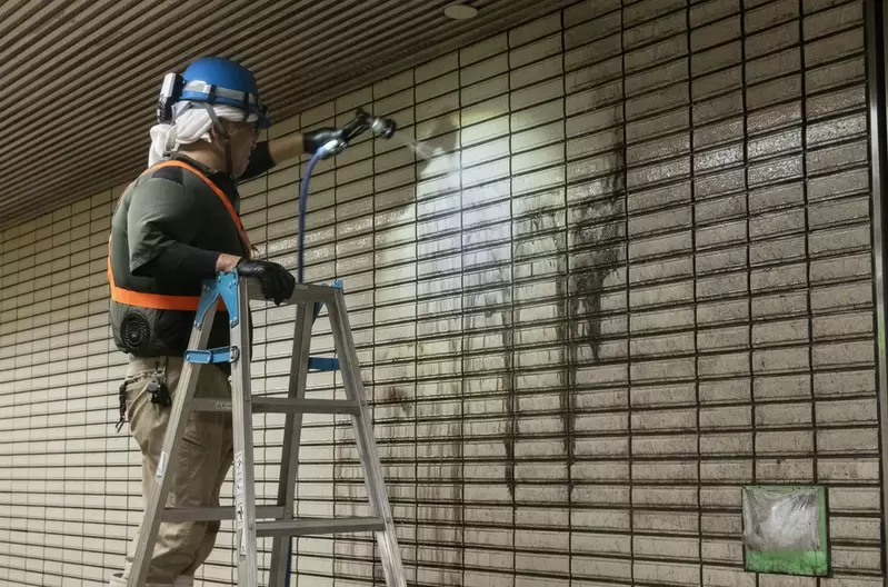 《神戶地下鐵首次大掃除》累積47年的汙垢一次清乾淨 前後對比實在超療癒 | 葉羊報報